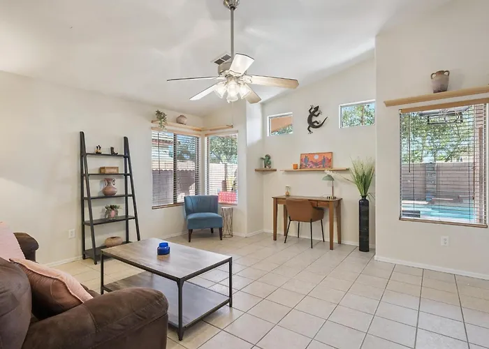 Poolside Retreat - With Private Pool * Gilbert